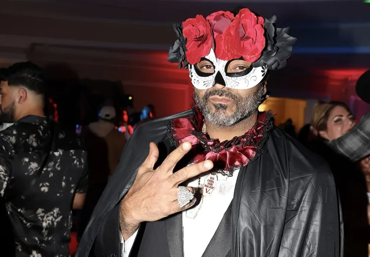 Jim Jones' Vampire Costume Gets Clowned Online: “Bent Black Force Energy” :  sxswpop